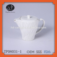 Geprägtes weißes Porzellan-Teekanne, Keramik-Teekanne, neues Design keramischer Wasserkocher